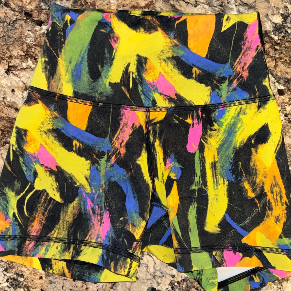 Lululemon Wunder Train High-Rise 4” Shorts